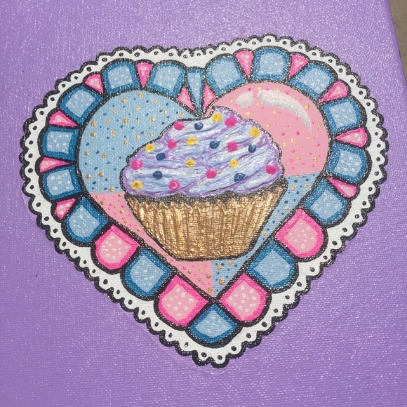 “Original painting” cute heart cupcake <3 - Picture 2 of 10